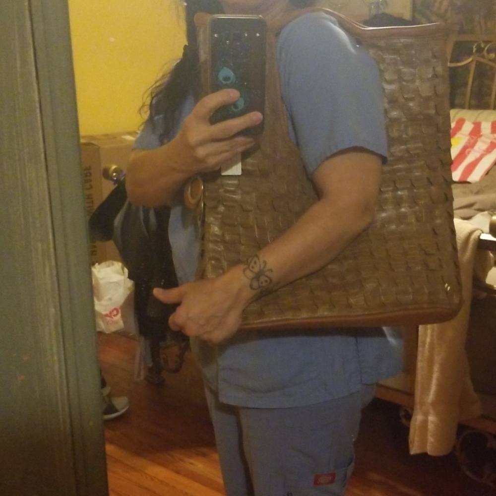 Handbag - Picture 8 of 8